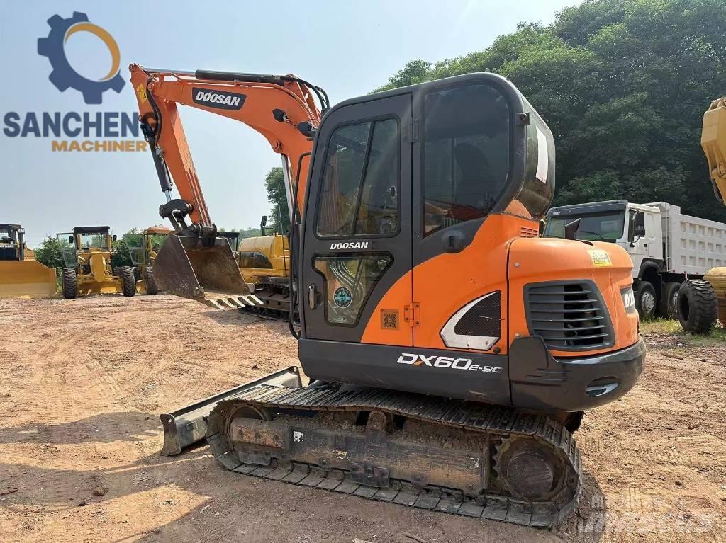 Doosan DX 60 Мини екскаватори < 7 т
