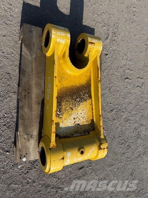 CNH Connection Link Товарачи със заден ескаватор