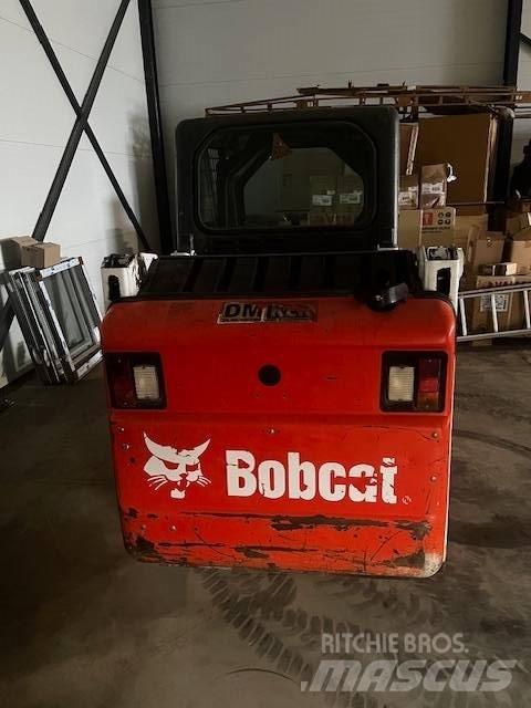 Bobcat S 100 Мини товарачи
