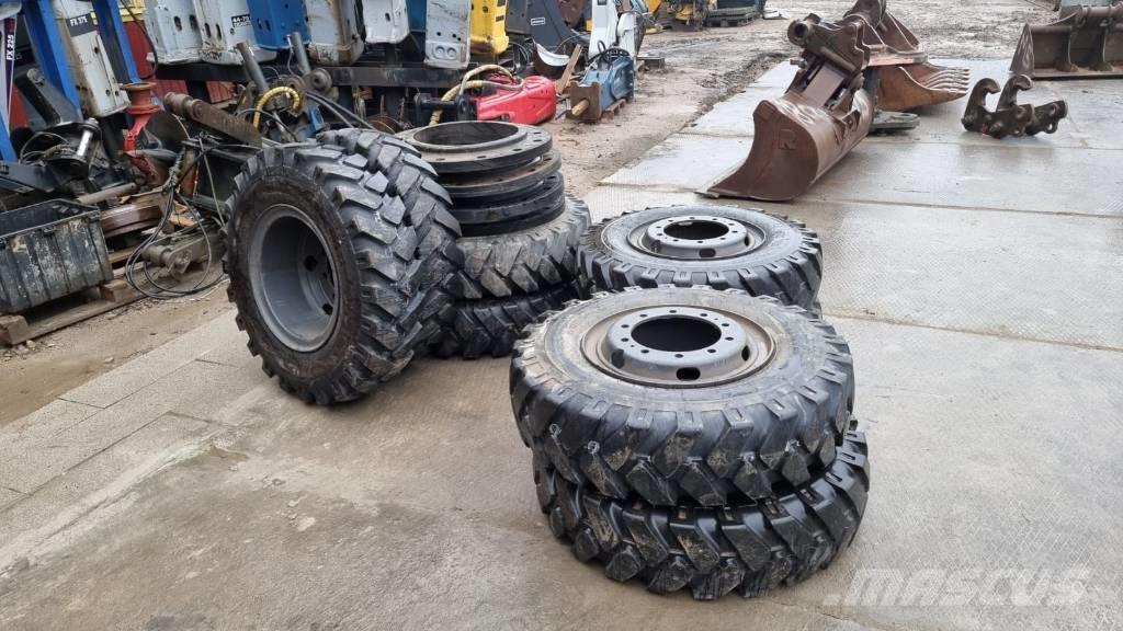  NEW TYRES WITH RIMS Гуми