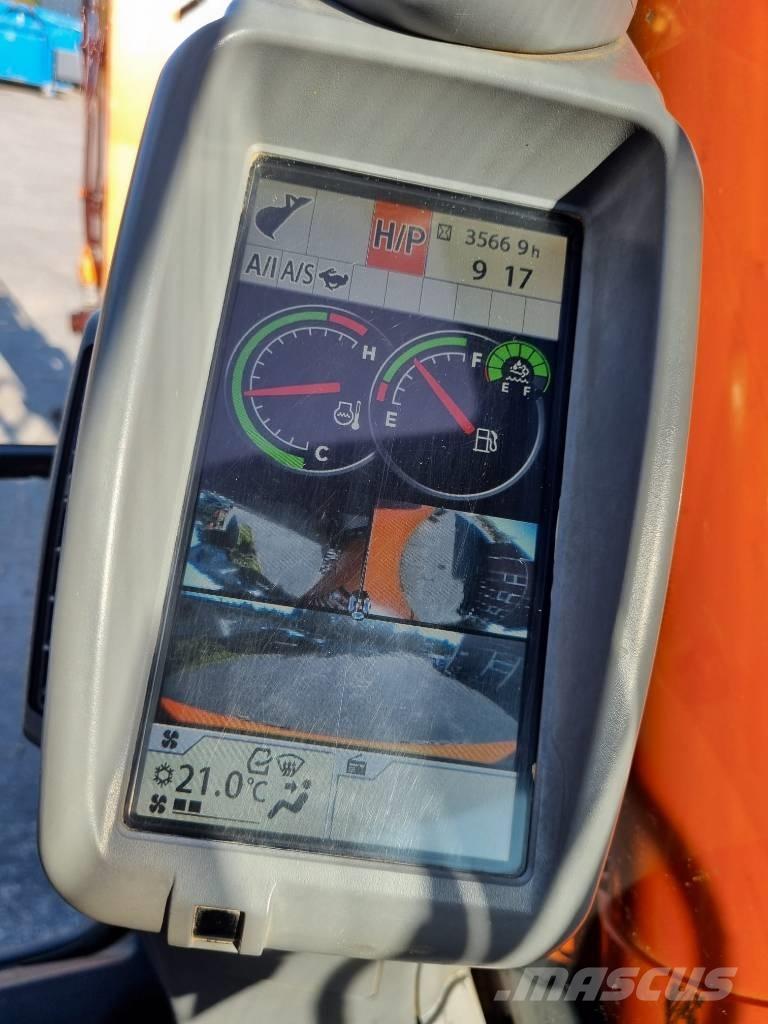 Hitachi ZX 135 US-6 Верижен екскаватор