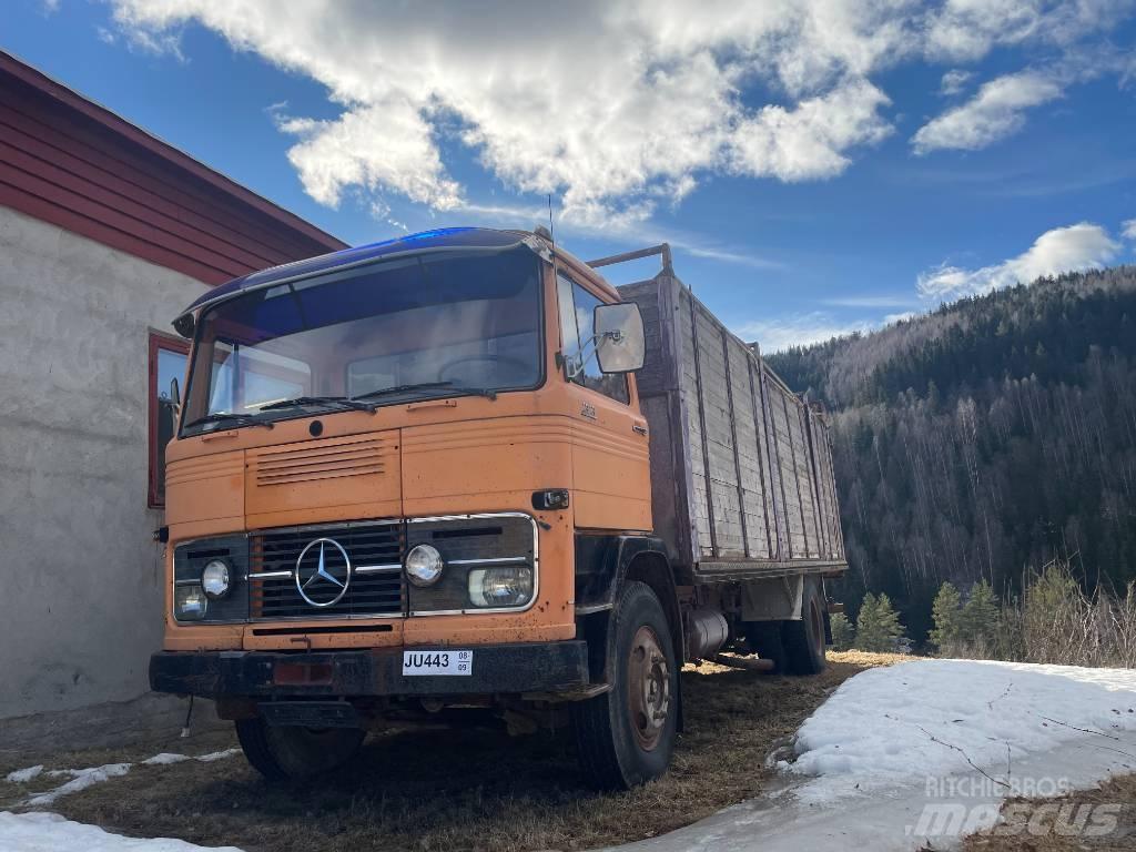 Mercedes-Benz LP1313 Камиони за превоз на животни
