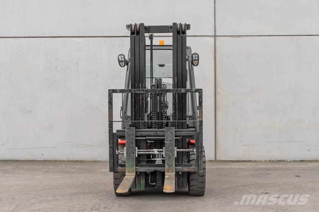 Manitou MI 35 D Дизелови камиони