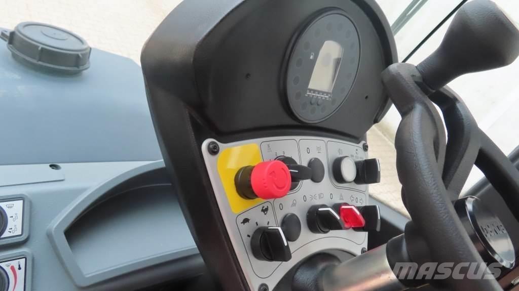 Bomag BW11 RH-5 Пневматични гумени  ролки
