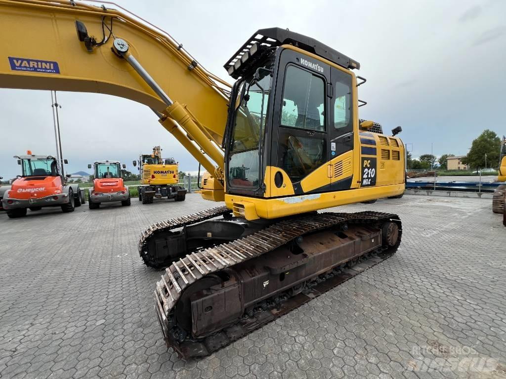 Komatsu PC210NLC-11 Верижен екскаватор
