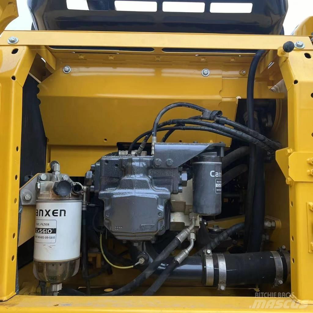 Komatsu PC240 Верижен екскаватор