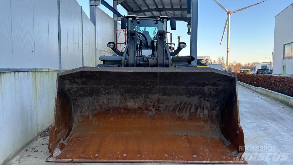 Hidromek HMK 640 WL Колесни булдозери
