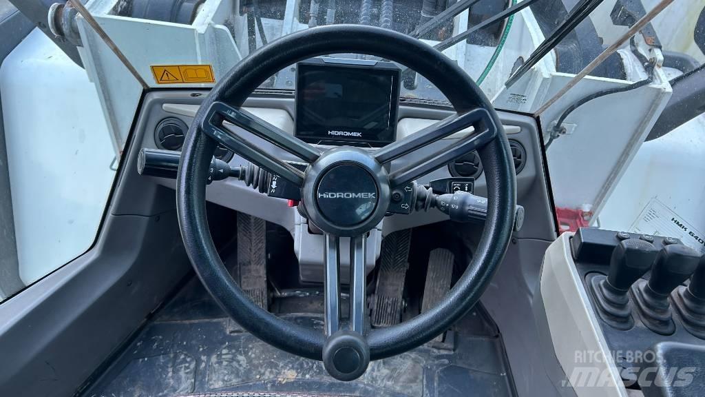 Hidromek HMK 640 WL Колесни булдозери
