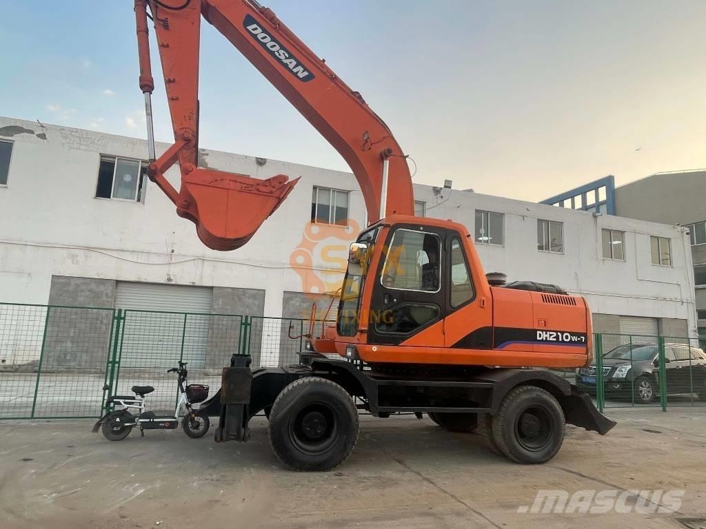 Doosan DH210W-7 Колесни екскаватори