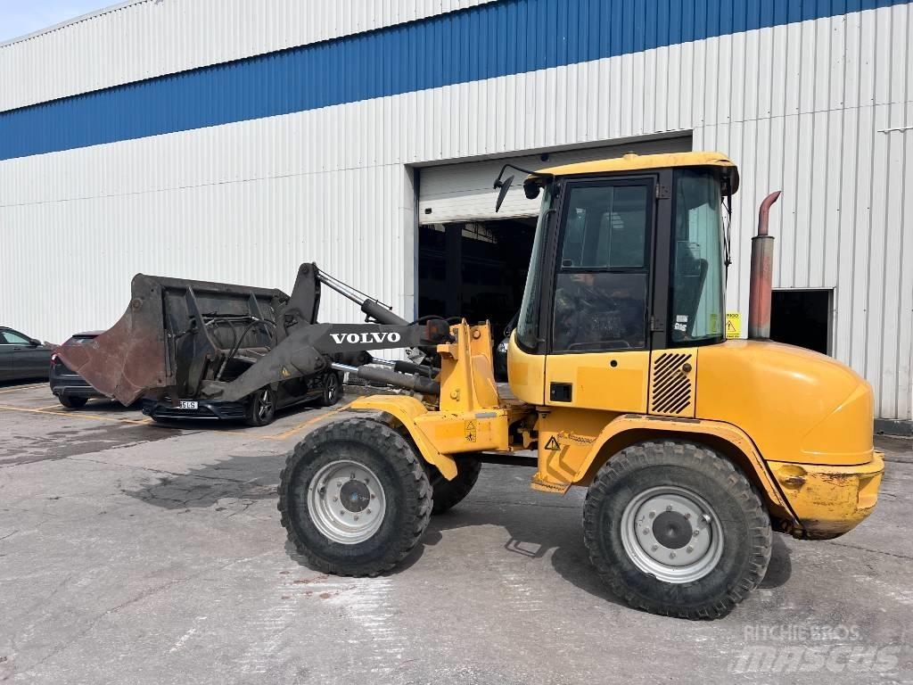 Volvo L 30 B Колесни товарачи