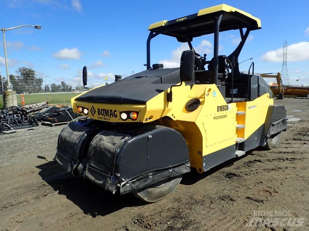 Bomag BW 28 RH Пневматични гумени  ролки
