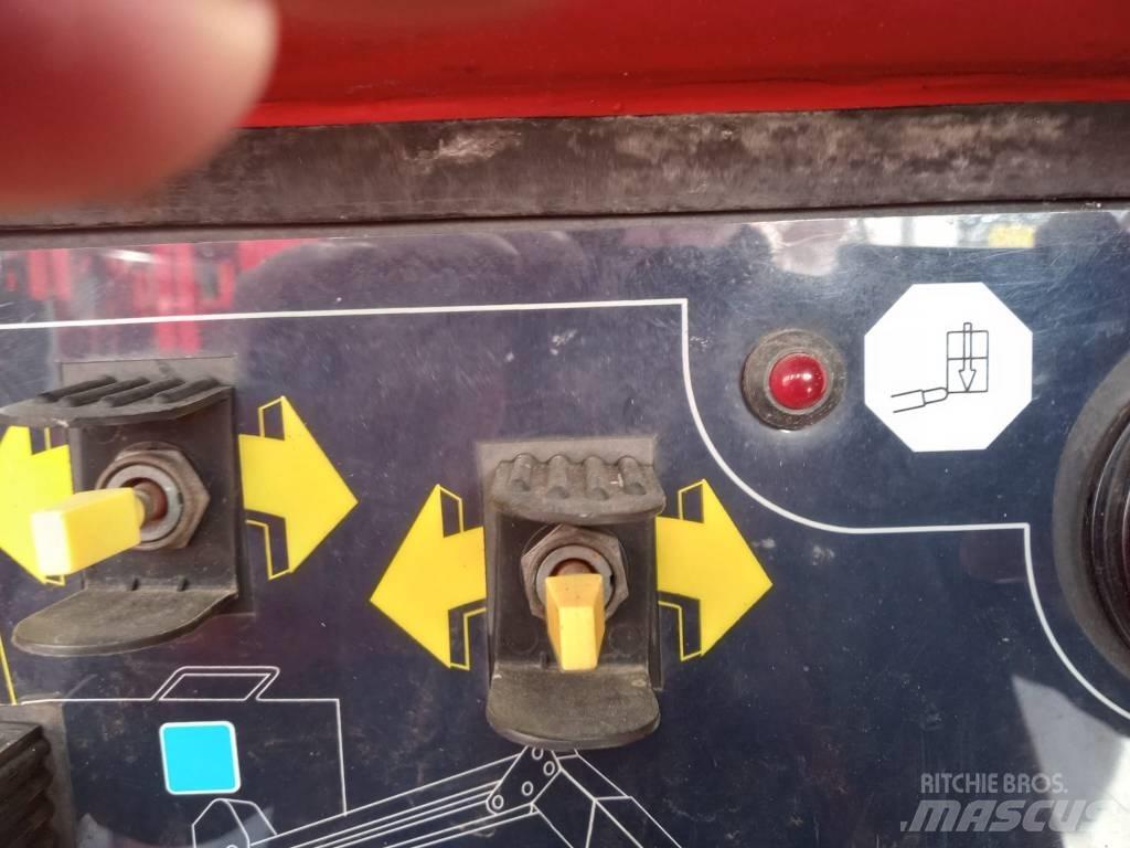 JLG M 600 JP Телескопични повдигачи
