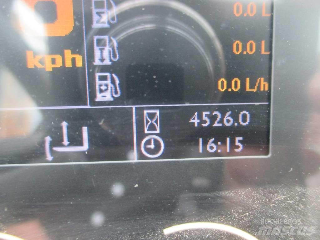 JCB 525-60 Телескопични товарачи