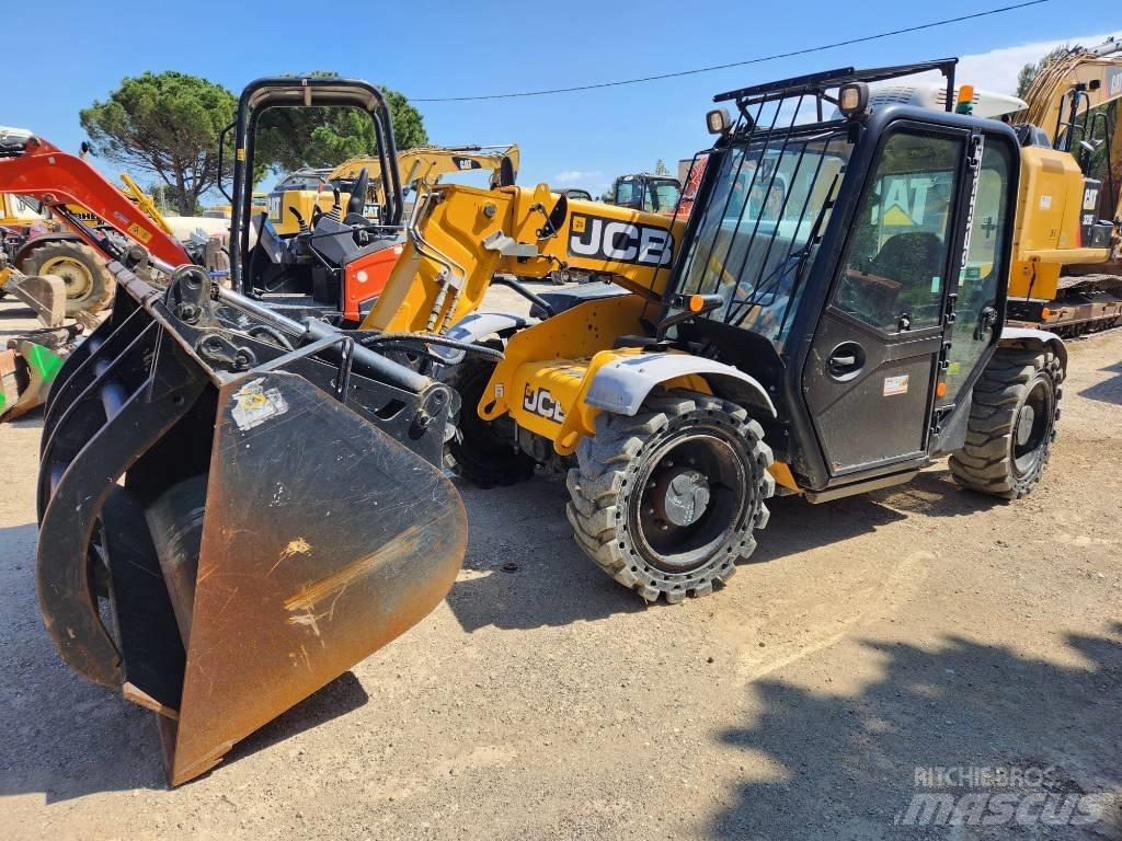 JCB 525-60 Телескопични товарачи