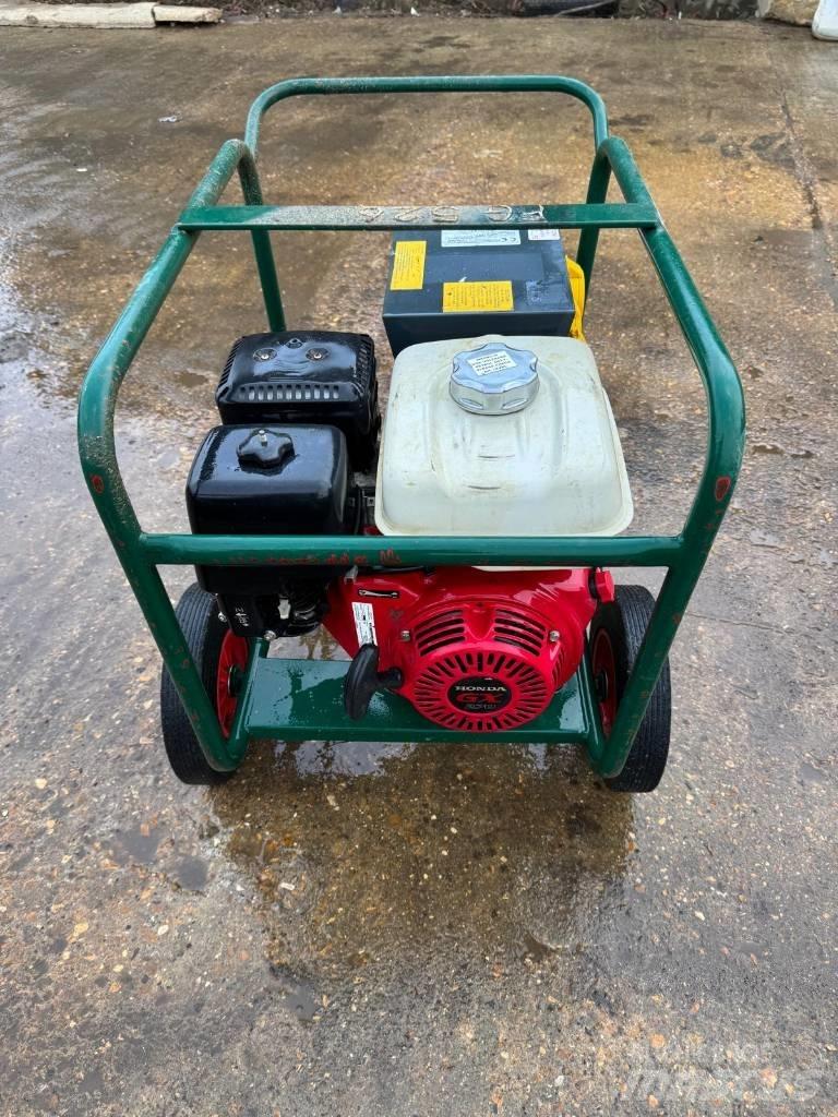 Harrington 3.8KVA Бензинови генератори

