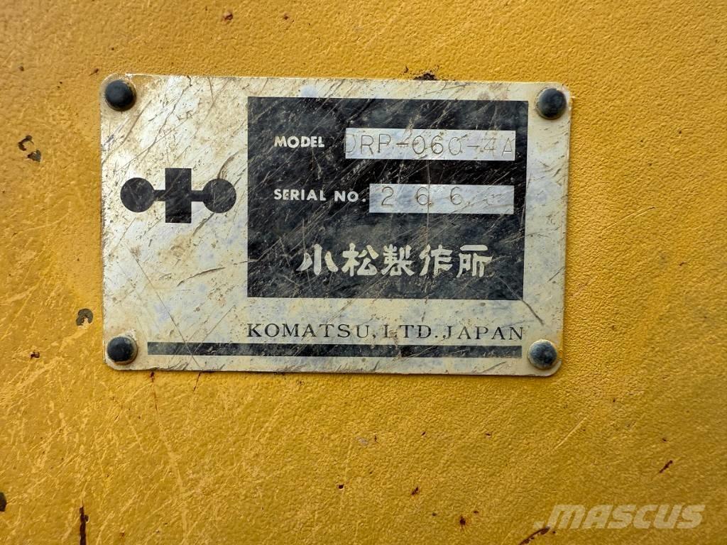 Komatsu D 65 PX-12 Верижни булдозери
