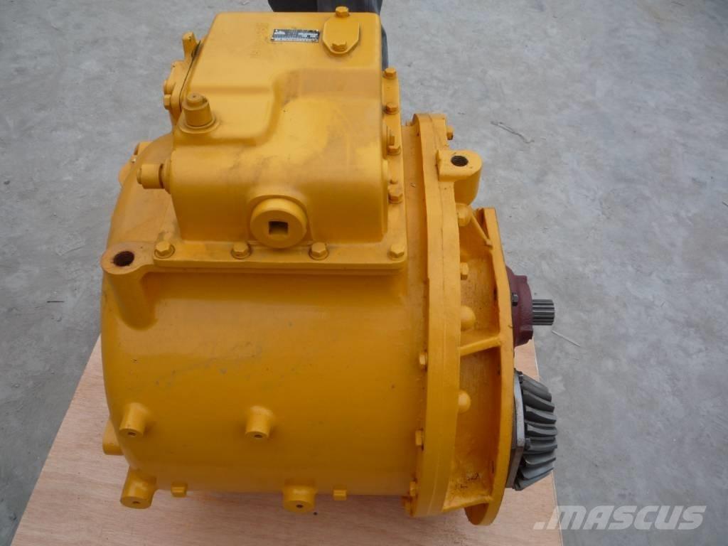 Komatsu D 155 A-1 Предаване