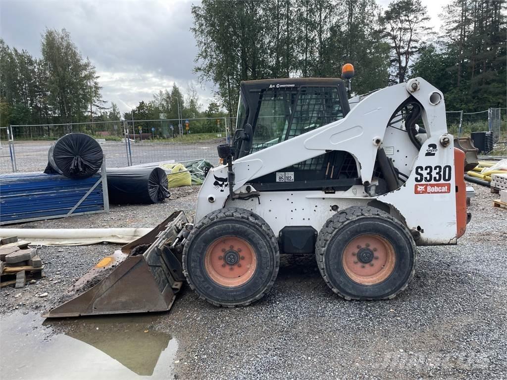 Bobcat S330 Мини товарачи
