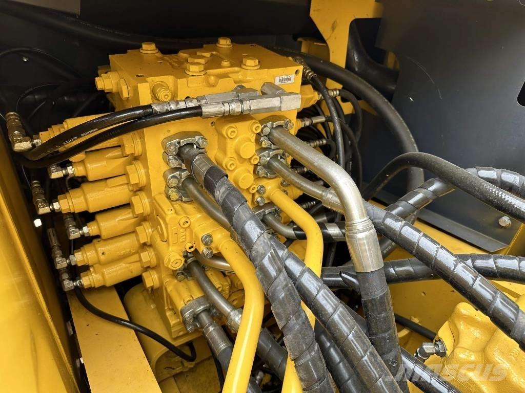Komatsu PC 200-8 Верижен екскаватор