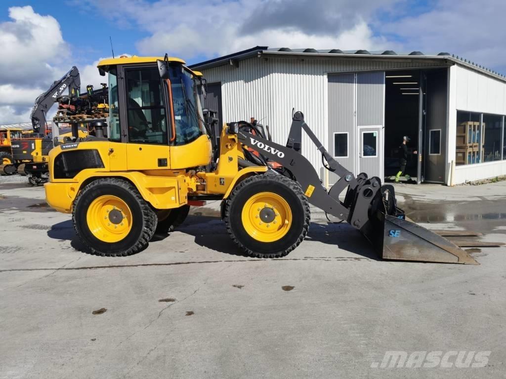 Volvo L35HT Колесни товарачи