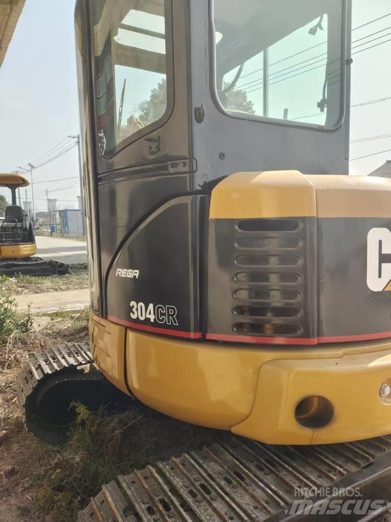 CAT 304 CR Мини екскаватори < 7 т