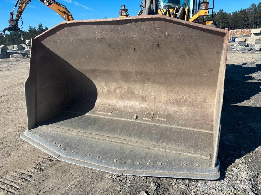Volvo L 180 G Колесни товарачи