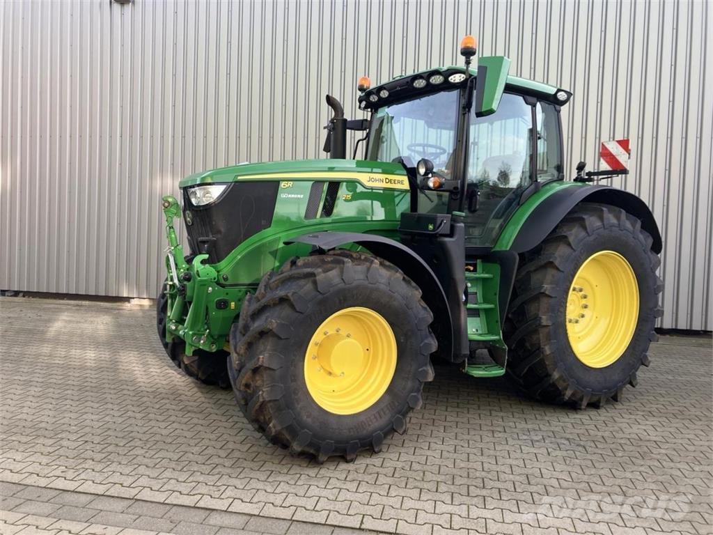 John Deere 6R 215 Трактори