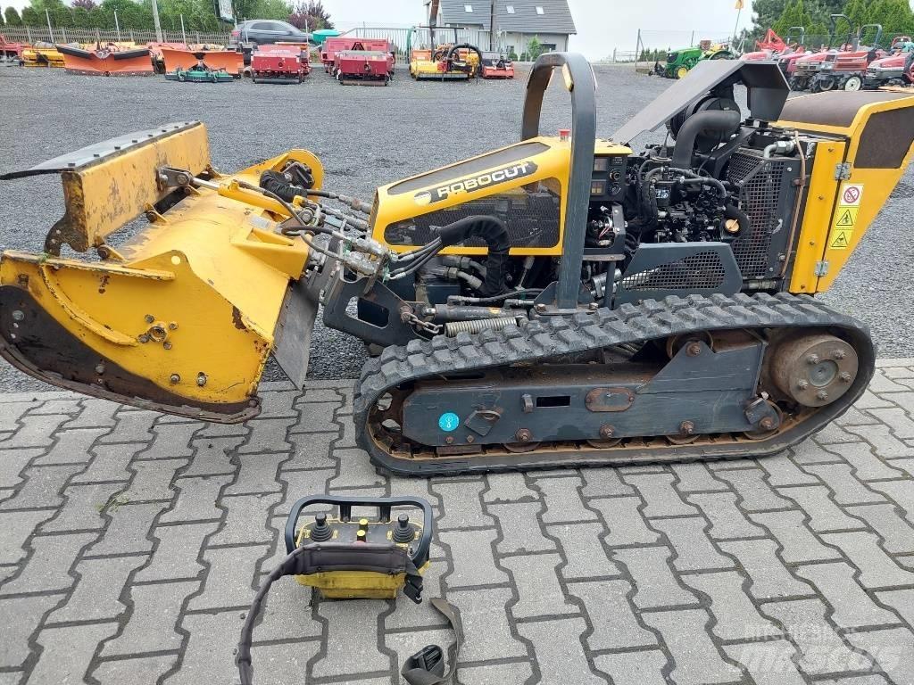 McConnel Robocut 130 Косачки роботи