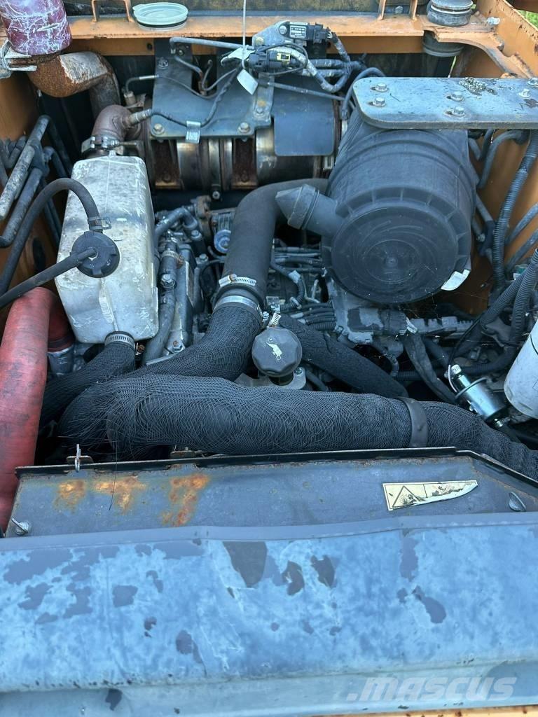 CASE SR 250 Мини товарачи
