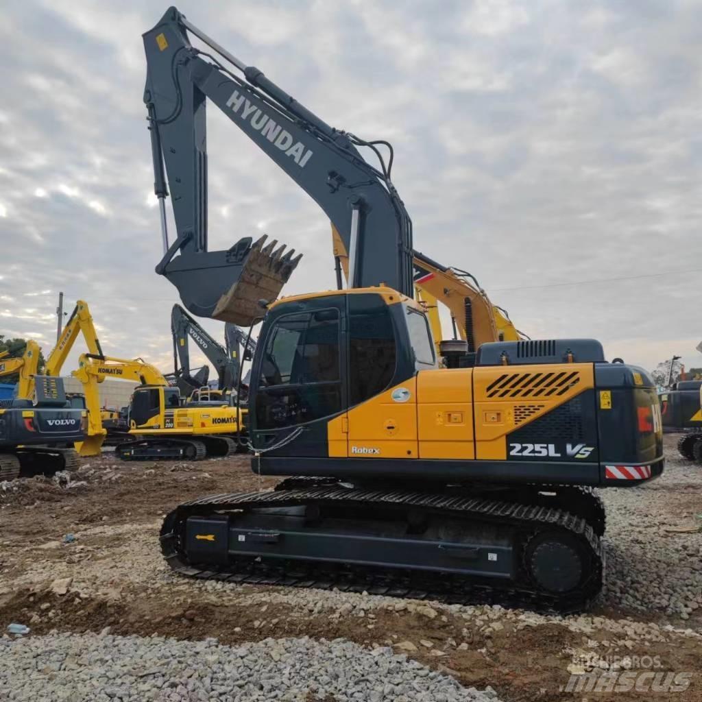 Hyundai 225VS Верижен екскаватор