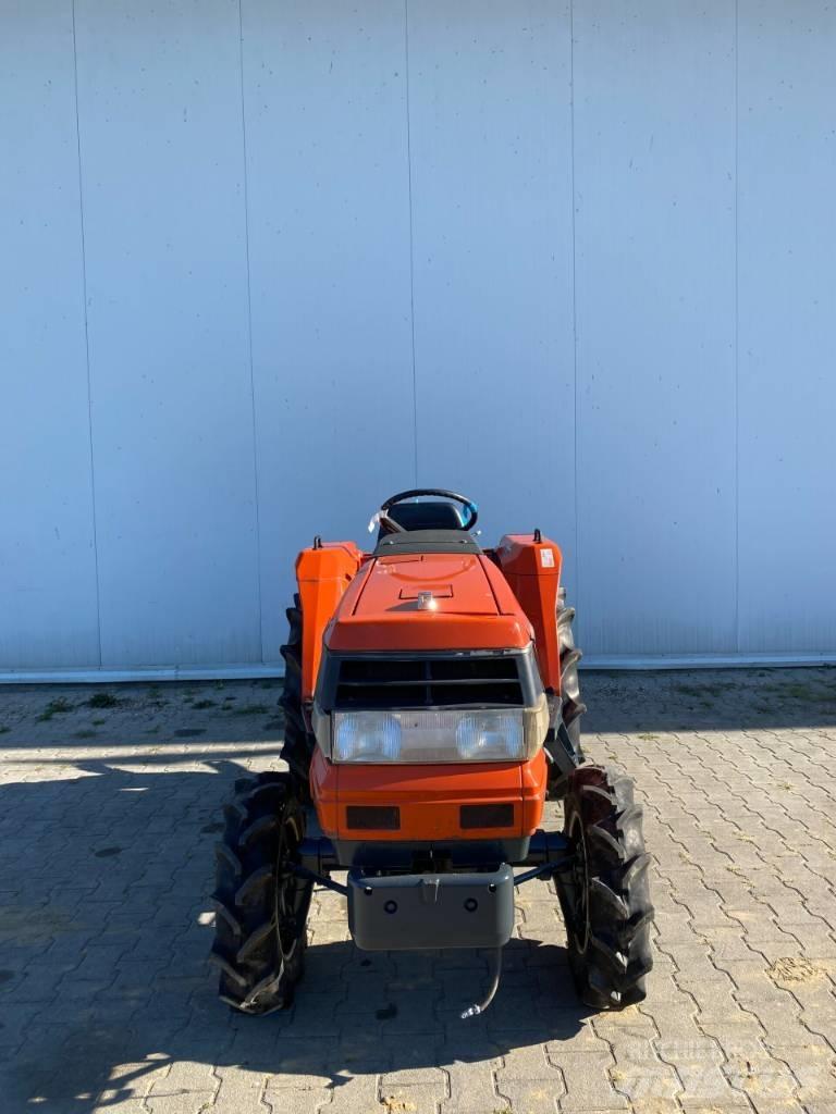 Kubota GL21 Компактни трактори