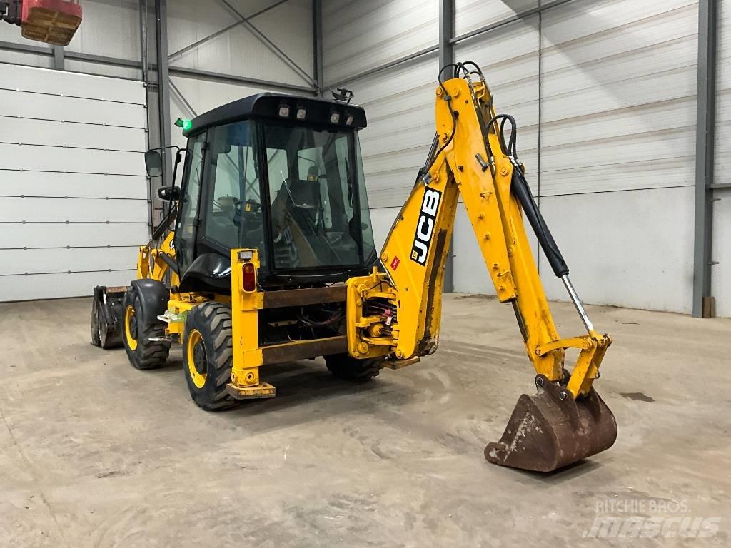 JCB 2 CX Товарач със заден ексватор