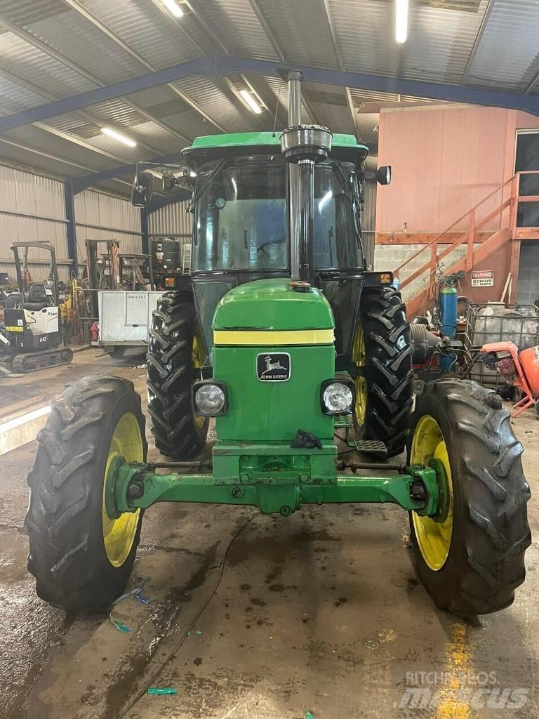 John Deere 2650 Трактори