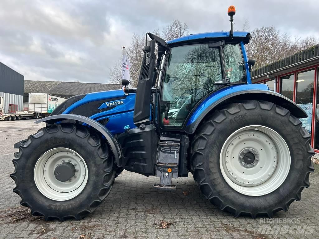 Valtra T194 A Трактори