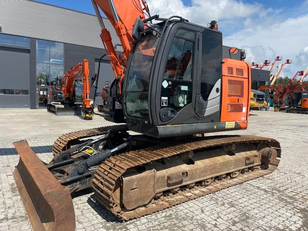 Hitachi ZX225USLC-5 Верижен екскаватор