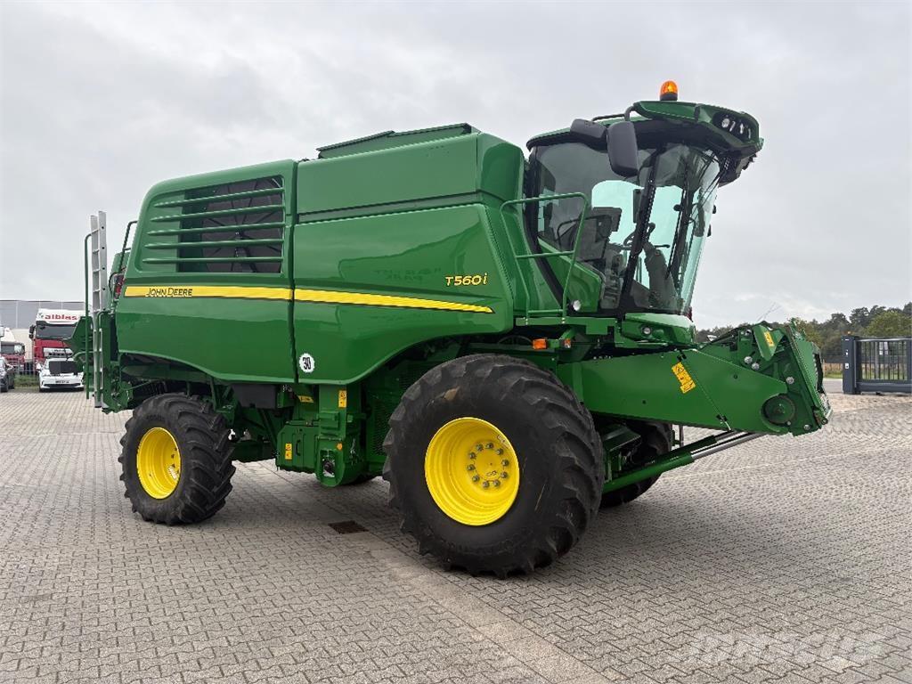 John Deere T560I Комбайни
