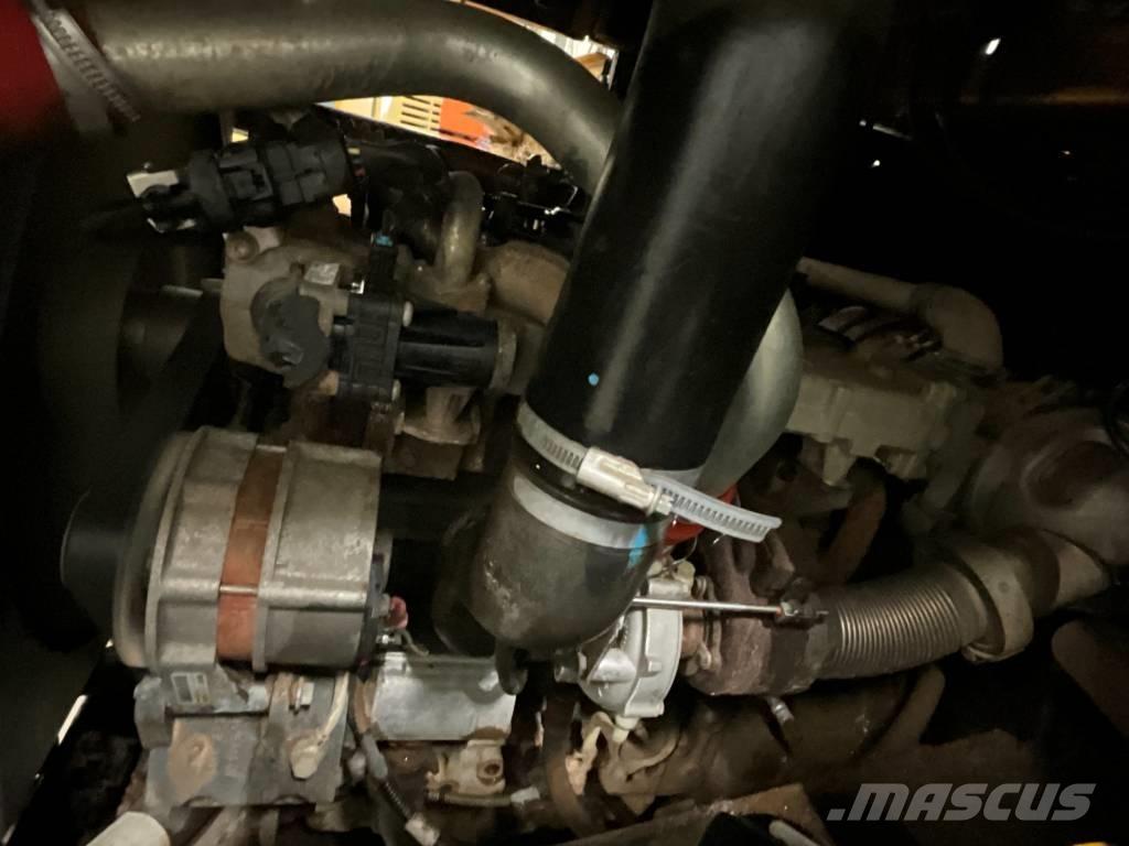 Terex TA9 Странични самосвали