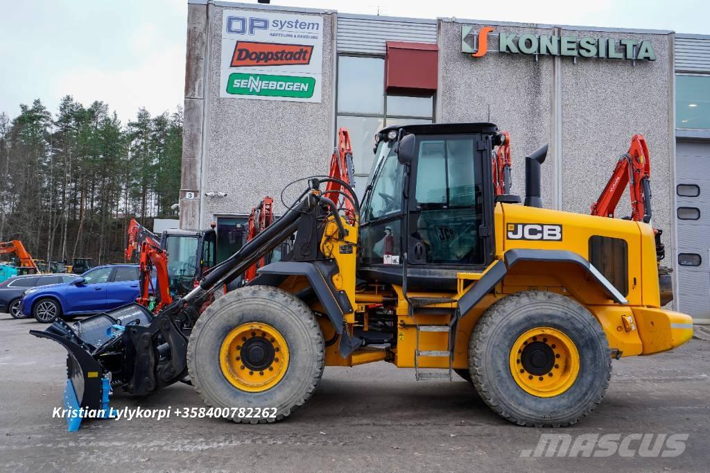 JCB 437HT Колесни товарачи
