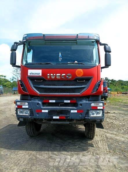 Iveco Trakker 410 Автокранове