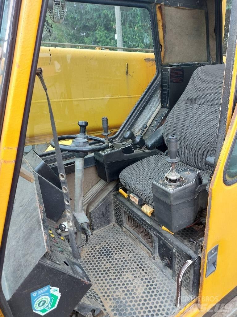 Liebherr LTM 1025 Всъдеходни кранове