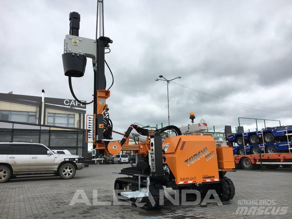  TURCHI 300 F Пилоти
