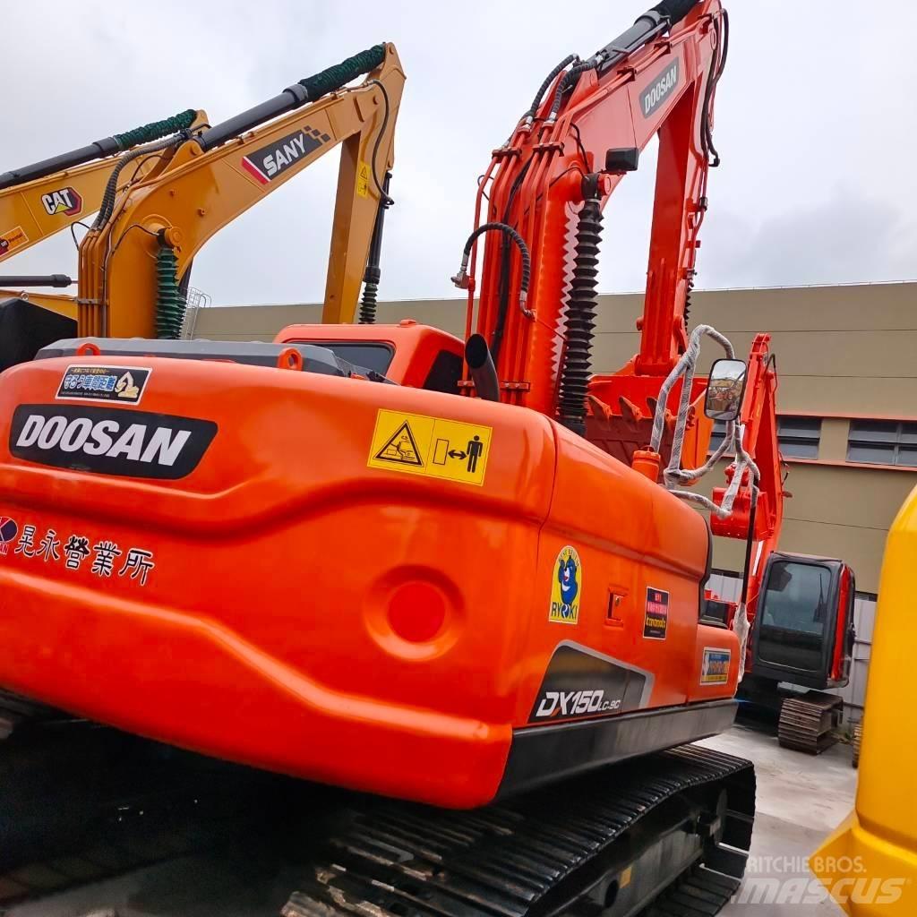 Doosan DX 150 LC Верижен екскаватор