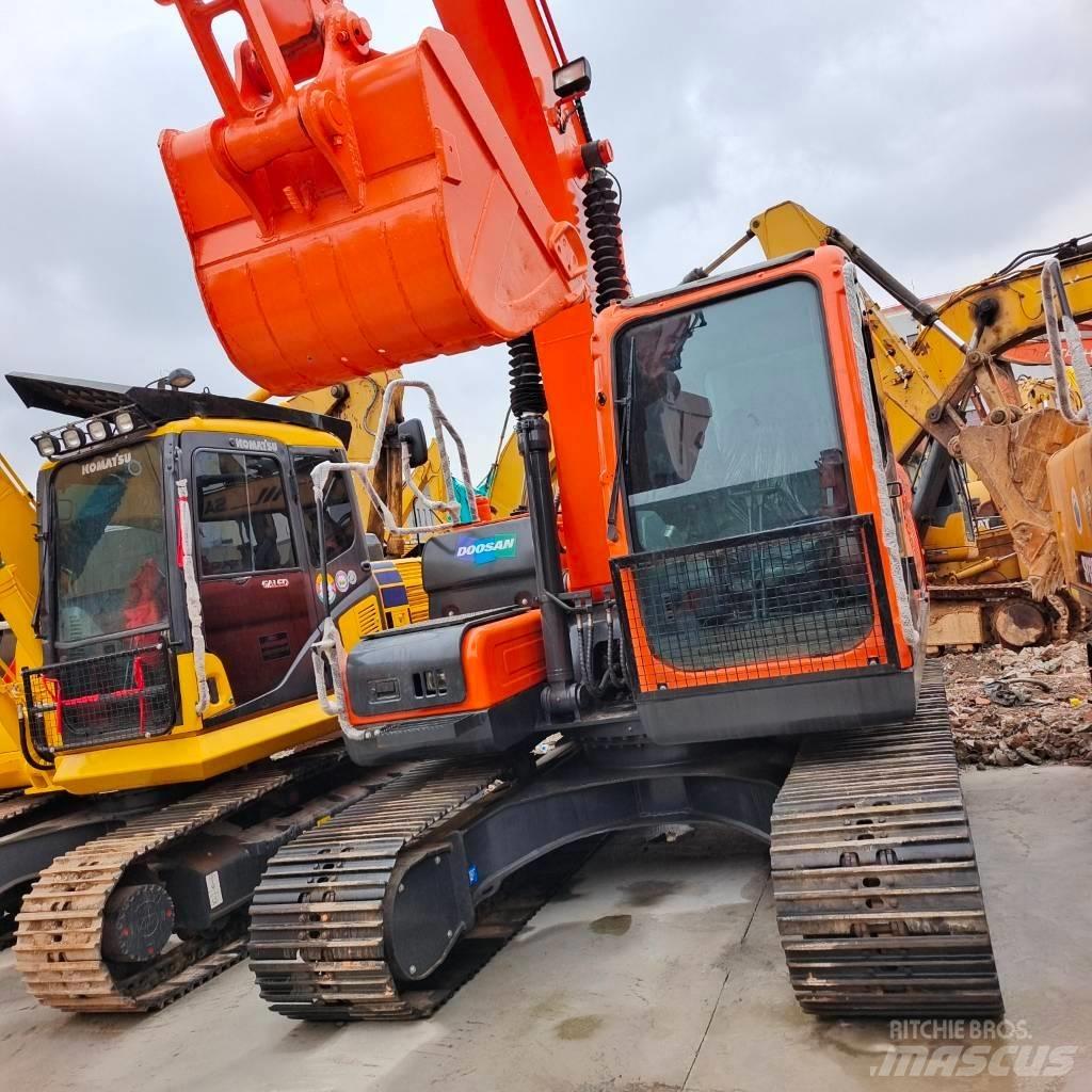 Doosan DX 150 LC Верижен екскаватор