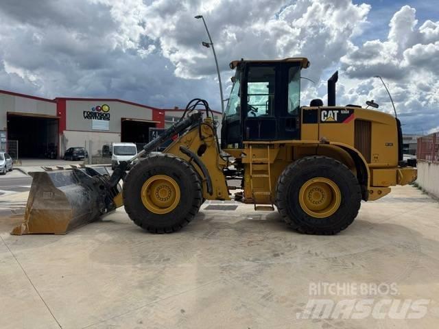 CAT 930 H Колесни товарачи