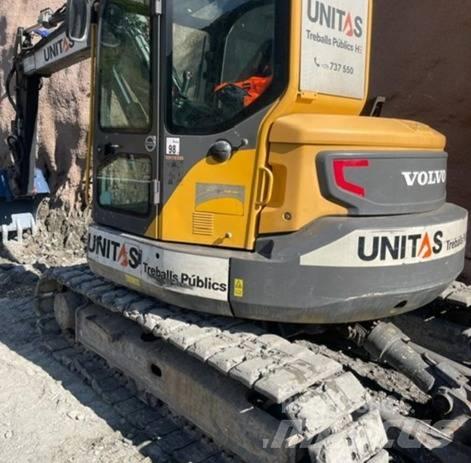Volvo ECR 88 Средни екскаватори 7т - 12т