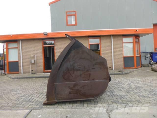  BAC Komatsu WA500 Кофи