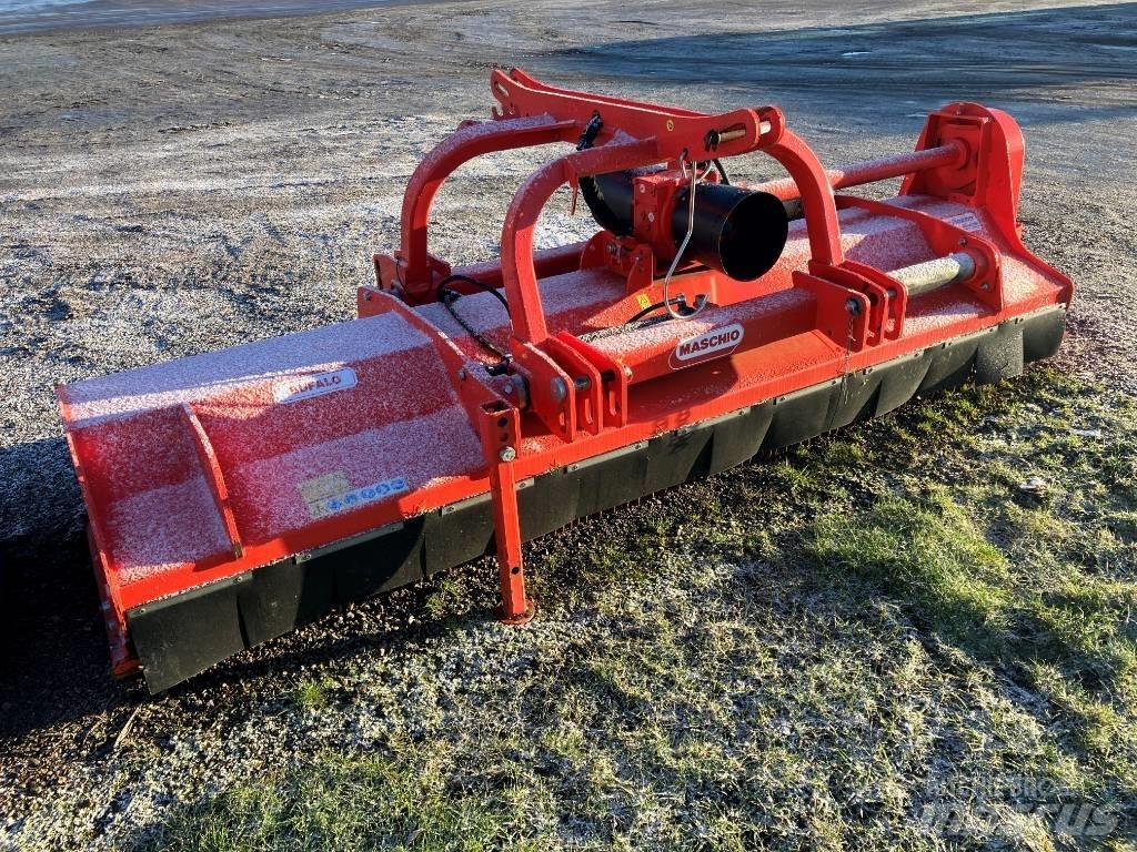 Maschio bufalo 300 Стъблорезачки