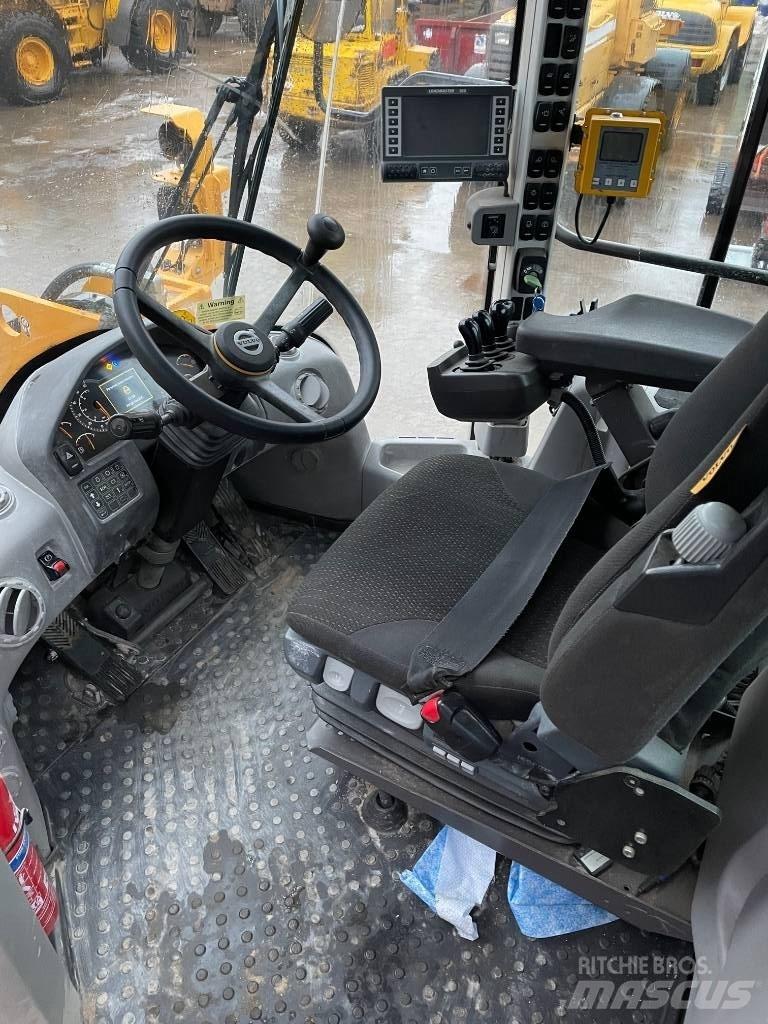 Volvo L110H Колесни товарачи