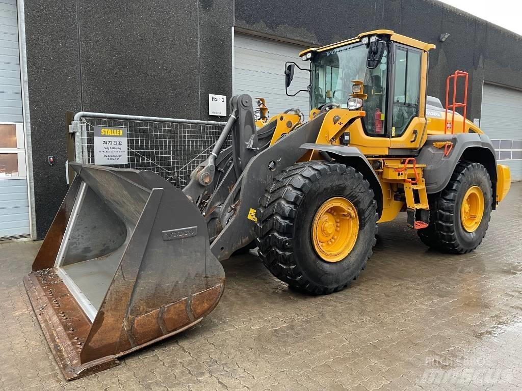 Volvo L110H Колесни товарачи