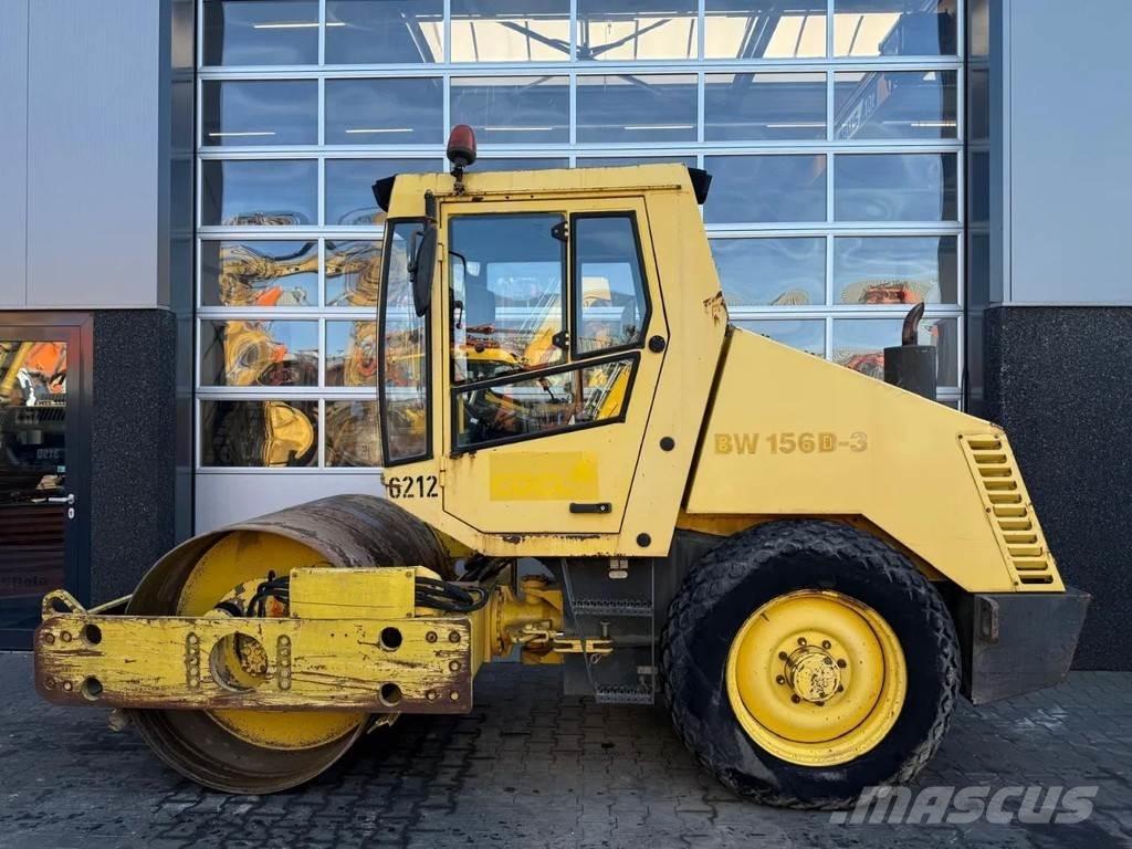 Bomag BW156D-3 Пневматични гумени  ролки
